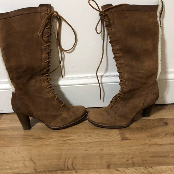 Ugg heeled boots - Picture 4 of 8
